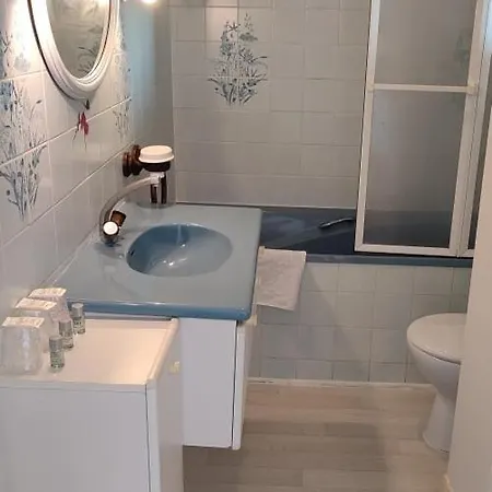 Aux Marais