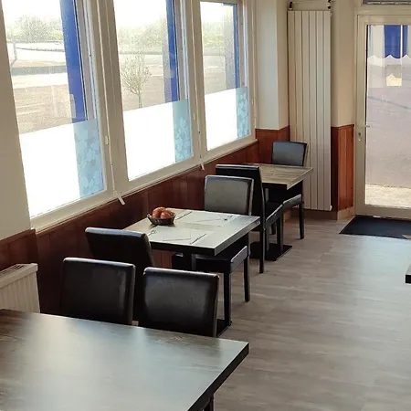 Nocleg ze śniadaniem Aux Marais 3*