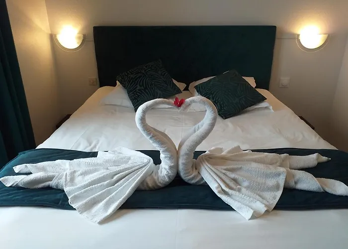 Oda ve Kahvaltı Aux Marais